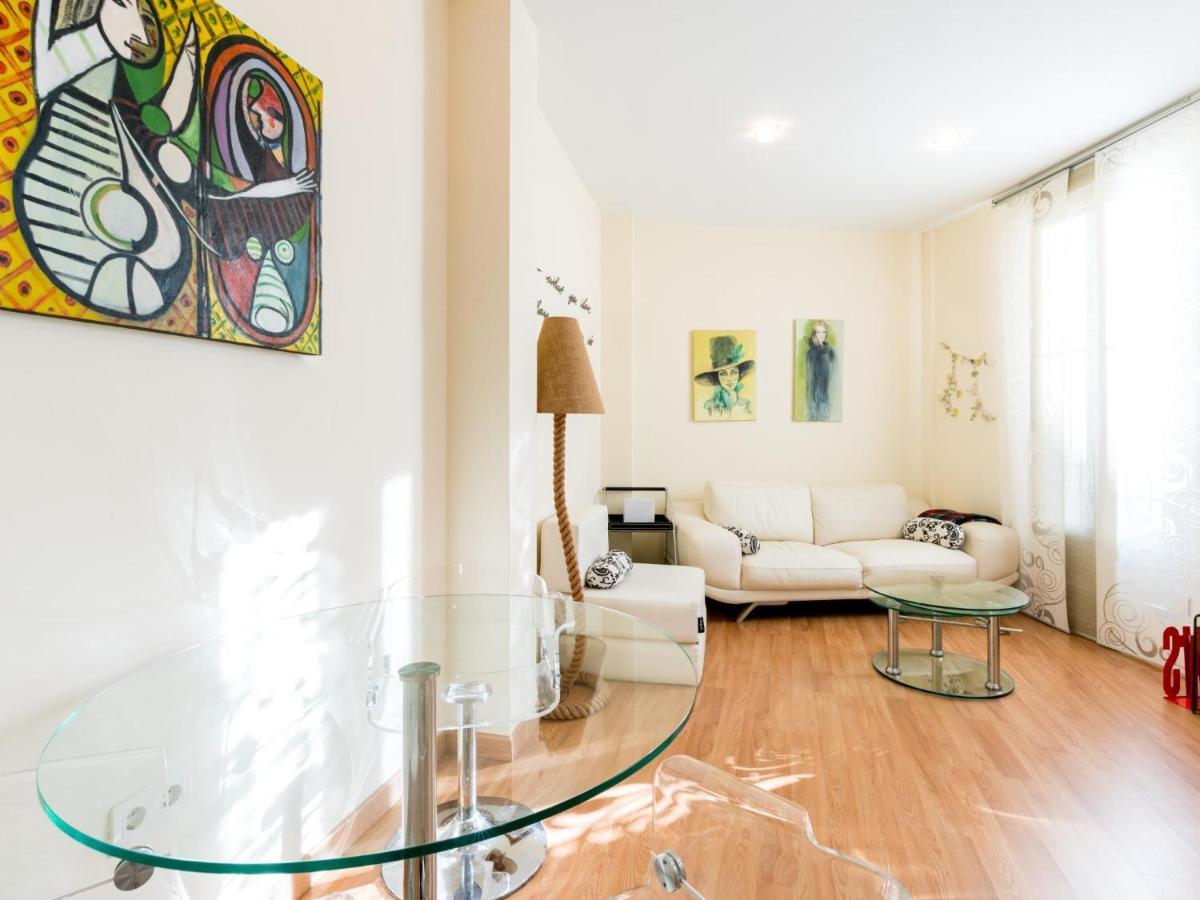 Апартаменты Holi-Rent Goya Севилья Экстерьер фото
